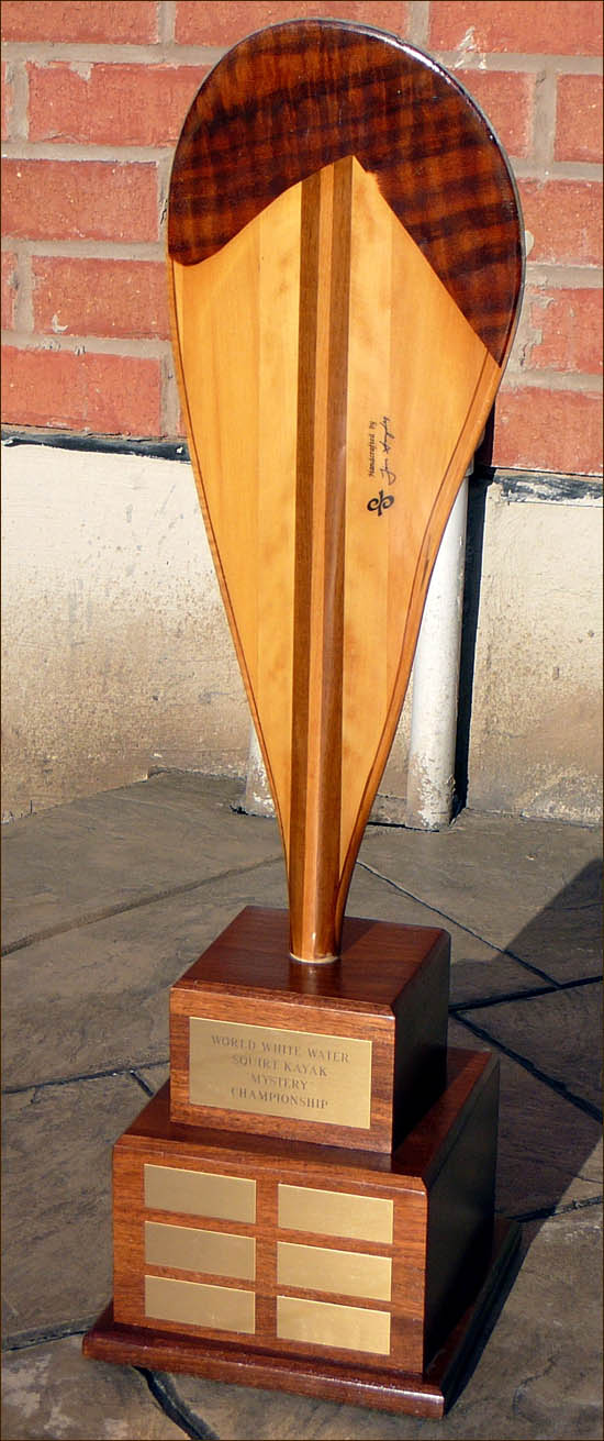 9-1/2 inch Black Wood Perpetual 2-Tiered Trophy Base
